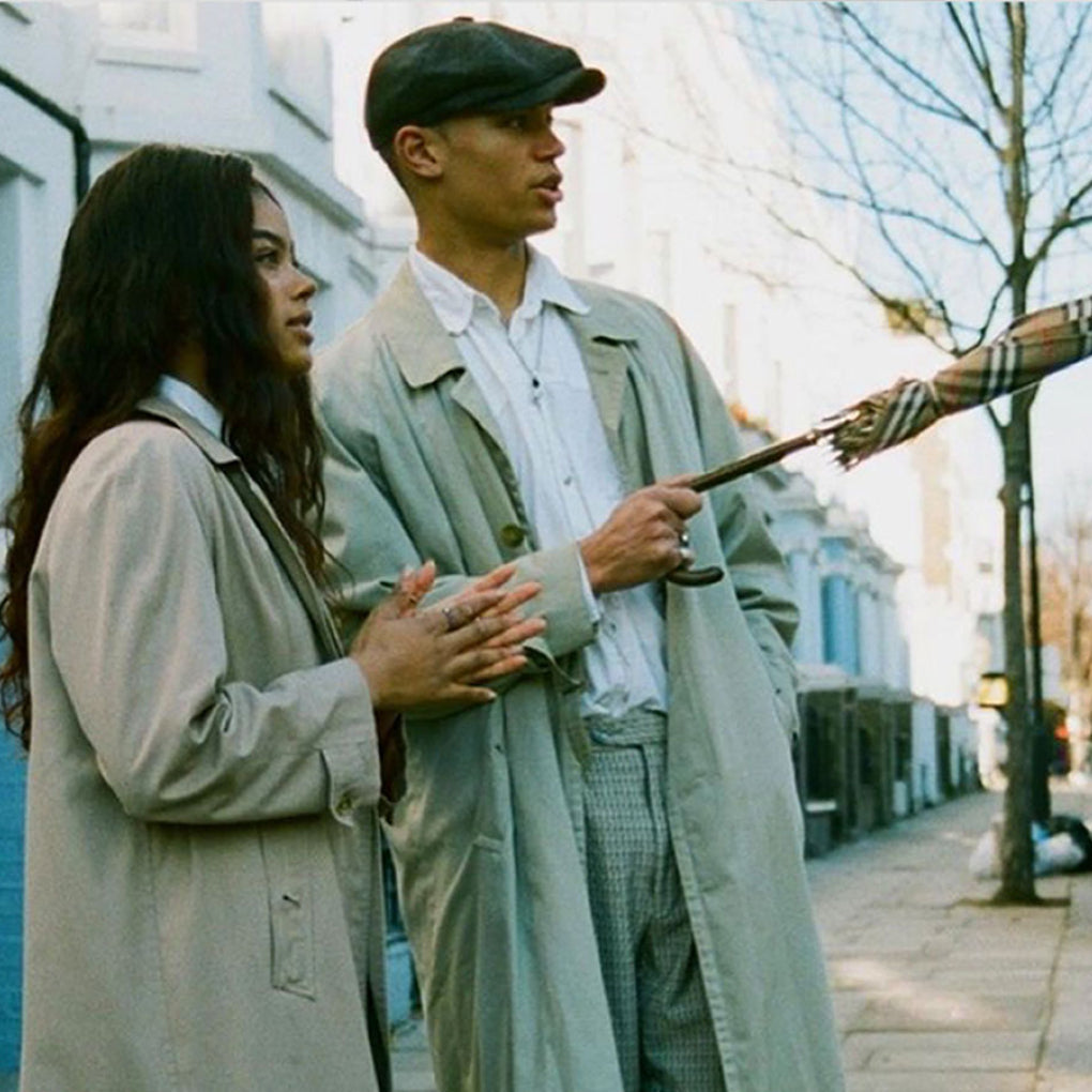 INSIDER’S GUIDE: HOW TO SOURCE AND STYLE VINTAGE image